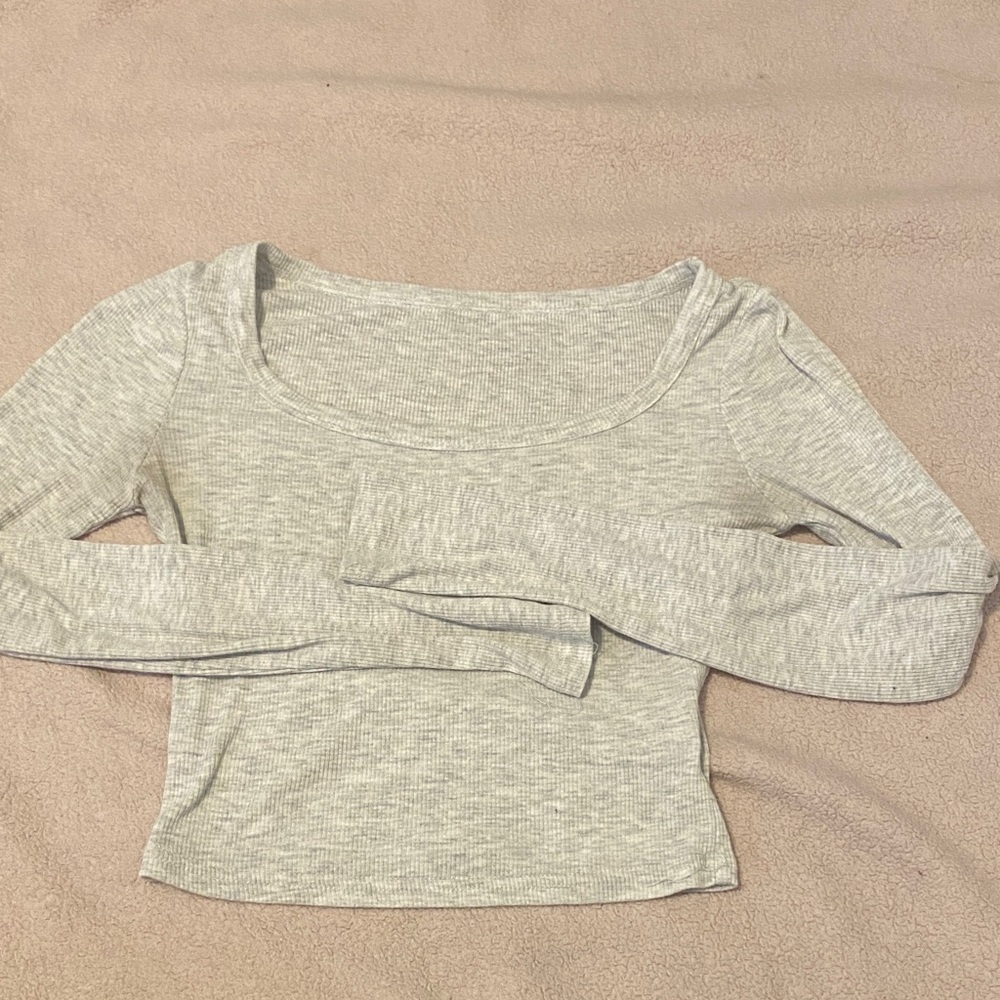 SHEIN Light Gray Ribbed Crop Top
